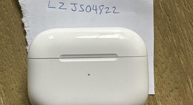 Used
													Apple AirPods Pro 2nd Gen - Lightning, photo 3 of 4
