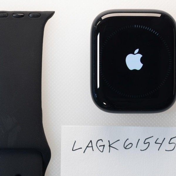 Apple Watch Series 8 45mm - Unlocked, Midnight, A2774 - Cellular, Aluminum