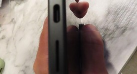 Mint
													Google Pixel 9 - Verizon, Obsidian, 128 GB, 12 GB, G2YBB, photo 4 of 7