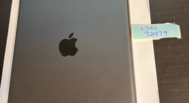 Good
													Apple iPad 9th Gen - Unlocked, Gray, 64 GB, A2603, photo 3 of 6
