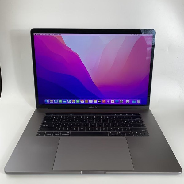 MacBook Pro 2016 (With Touch Bar) - 15 inch - 256 GB, Gray, 16 GB
