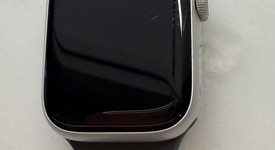 Good
													Apple Watch Series 9 41mm - Unlocked, Silver, A2982 - Cellular, Aluminum, photo 3 of 13