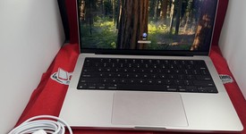 Mint
													MacBook Pro 2024 - 14" - Apple M4, Silver, 512 GB, 16 GB, photo 1 of 18