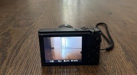 Mint
													Sony - Cyber-shot RX100, photo 2 of 4