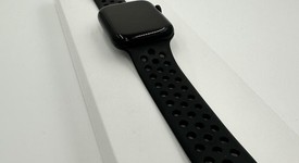 Mint
													Apple Watch SE 2nd Gen 44mm - Midnight, A2723 - GPS, Aluminum, photo 2 of 13