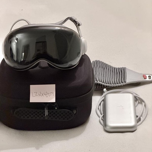 Apple Vision Pro - 256 GB