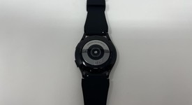 Good
													Samsung Galaxy Watch4 - Unlocked, Black, 40mm, photo 2 of 6