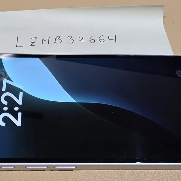 Apple iPhone 16e - Boost, 128 GB, White, A3212