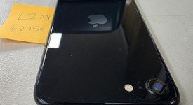 Good
													Apple iPhone SE 3rd Gen 2022 - Unlocked, Midnight, 128 GB, A2595, photo 5 of 8