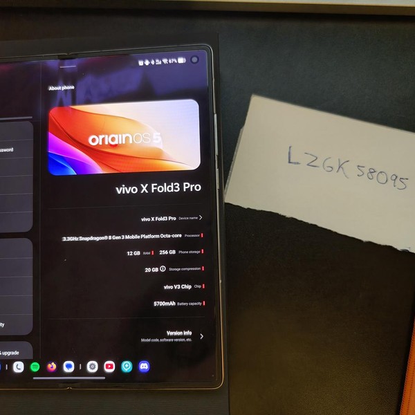 vivo X Fold3 Pro - Unlocked Non-US, 256 GB, White, 12 GB