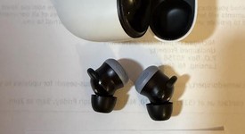 Used
													Google Pixel Buds Pro 2 - Moonstone, photo 4 of 5