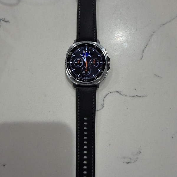 Samsung Galaxy Watch8 Classic - Wi-Fi, Black, SM-L500, 46mm