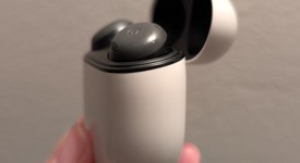 Used
													Google Pixel Buds Pro - Charcoal, photo 4 of 7