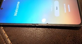 Fair
													Samsung Galaxy Z Flip6 - Unlocked, Silver, 256 GB, 12 GB, SM-F741U1, photo 3 of 4