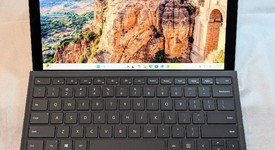 Good
													Microsoft Surface Pro 5 (2017) - Wi-Fi, Silver, 256 GB, 8 GB, photo 2 of 8