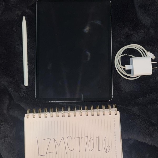 Apple iPad Pro 11 inch 3rd Gen 2021 - Unlocked, 512 GB, Gray