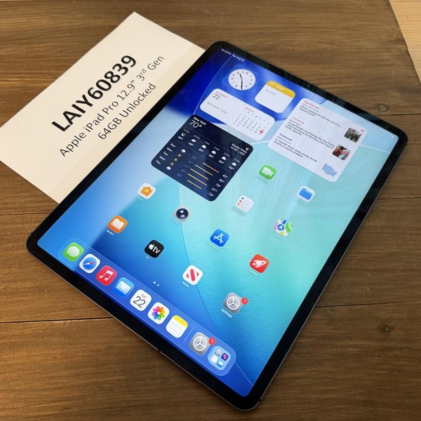 Apple iPad Pro 12.9 inch 3rd Gen 2018 - Unlocked, 64 GB, Gray, A2014