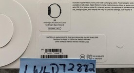 New
													Apple Watch SE 2nd Gen 44mm - Midnight, A2723 - GPS, Aluminum, photo 2 of 3