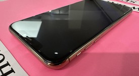 Good
													Apple iPhone 11 Pro Max - Unlocked, Gold, 256 GB, A2161, photo 4 of 14