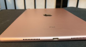 Good
													Apple iPad Pro 10.5" - Wi-Fi, Rose Gold, 256 GB, photo 5 of 10