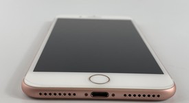 Mint
													Apple iPhone 7 Plus - Unlocked, Rose Gold, 128 GB, A1661, photo 4 of 8