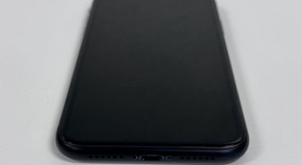 Good
													Apple iPhone Xr - Unlocked, Black, 64 GB, A1984, photo 6 of 6
