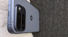 Mint
													Google Pixel 10 Pro Fold - Unlocked, Moonstone, 512 GB, GU0NP, photo 3 of 7