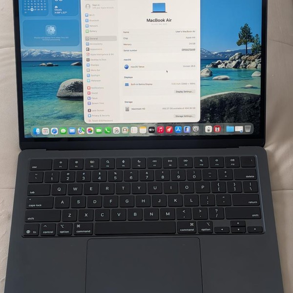 MacBook Air 2025 (M4) - 13 inch - 512 GB, Midnight, 24 GB, Apple M4