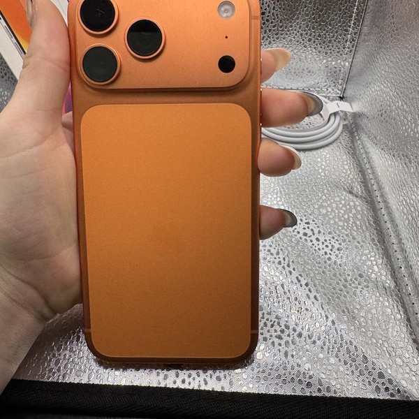Apple iPhone 17 Pro Max - Verizon, 256 GB, Cosmic Orange, A3257