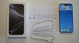 Good
													Apple iPhone 16 Pro - Unlocked, White, 512 GB, A3083, photo 2 of 6