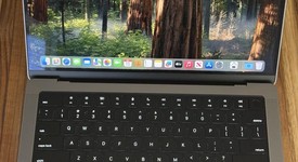 Mint
													MacBook Pro 2021 - 14" - Apple M1 Pro 8-core, Gray, 512 GB, 16 GB, photo 1 of 5