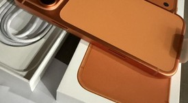 Mint
													Apple iPhone 17 Pro Max - Unlocked, Cosmic Orange, 256 GB, A3257, photo 3 of 6