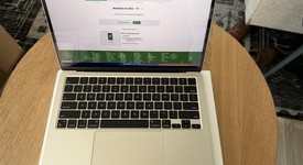 Mint
													MacBook Air 2022 - 13" - Apple M2, Starlight, 256 GB, 16 GB, photo 1 of 9