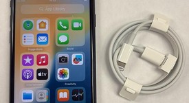 Mint
													Apple iPhone SE 3rd Gen 2022 - Unlocked, Midnight, 64 GB, A2595, photo 2 of 9