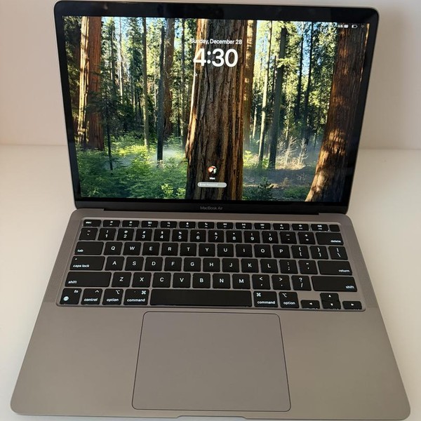 MacBook Air 2020 - 13 inch - 256 GB, Gray, 16 GB, Apple M1