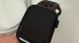 Fair
													Apple Watch Series 7 41mm - Midnight, A2473 - GPS, Aluminum, photo 3 of 12