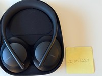 Bose Noise Cancelling Headphones 700