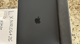 Mint
													Apple iPad Pro 12.9" 1st Gen 2015 - Wi-Fi, Gray, 128 GB, A1584, 1st Gen 2015, photo 5 of 5