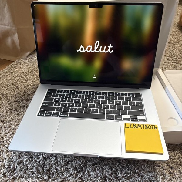 MacBook Air 2025 (M4) - 15 inch - Apple M4, Sky Blue, 256 GB, 16 GB