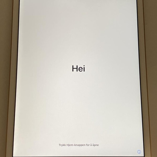Apple iPad (7th Gen) - Wi-Fi, 32 GB, Gold, A2197