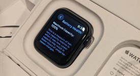 Good
													Apple Watch SE 2nd Gen 40mm - Midnight, A2722 - GPS, Aluminum, photo 4 of 15