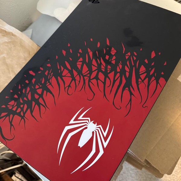 PlayStation 5 Standard Edition (2020) - 825 GB, White, Standard Edition