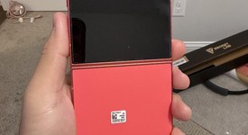 Good
													Samsung Galaxy Z Flip7 - Unlocked, Coral, 256 GB, 12 GB, SM-F766U1, photo 2 of 14