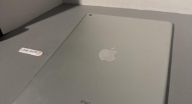 Good
													Apple iPad 8th Gen - Wi-Fi, Silver, 128 GB, A2270, photo 4 of 5