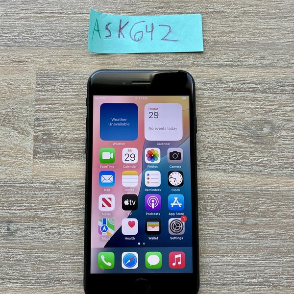 Apple iPhone SE 3rd Gen 2022 - Unlocked, 128 GB, Midnight, A2595