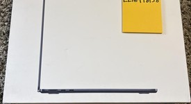 New
													MacBook Air 2025 (M4) - 13" - Apple M4, Midnight, 256 GB, 16 GB, photo 1 of 2