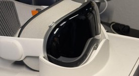 Fair
													Apple Vision Pro - 256 GB, photo 4 of 15