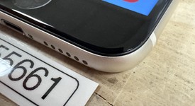 Fair
													Apple iPhone SE 3rd Gen 2022 - Unlocked, Starlight, 128 GB, A2595, photo 3 of 12