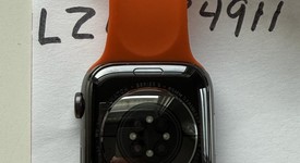 Good
													Apple Watch Series 9 45mm - Unlocked, Graphite, A2984 - Cellular, Stainless, photo 5 of 10
