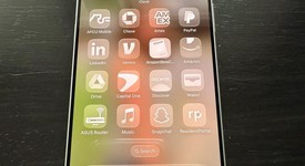 Mint
													Apple iPhone 17 Pro - Unlocked, Silver, 256 GB, A3256, photo 3 of 9